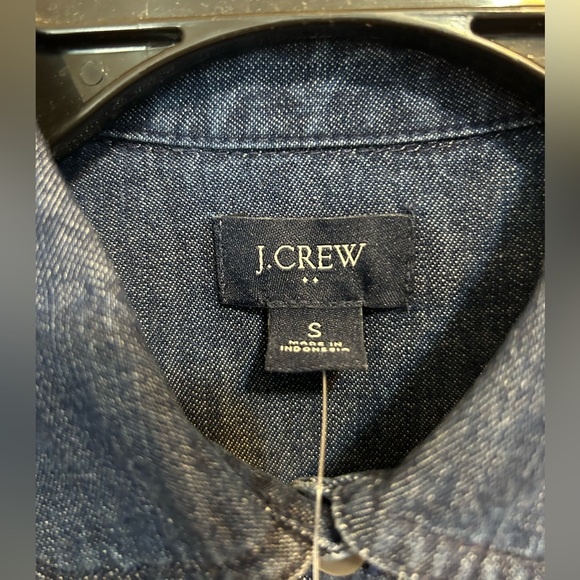 J. Crew ⚜️ Button Down Jean Shirt - Picture 6 of 7